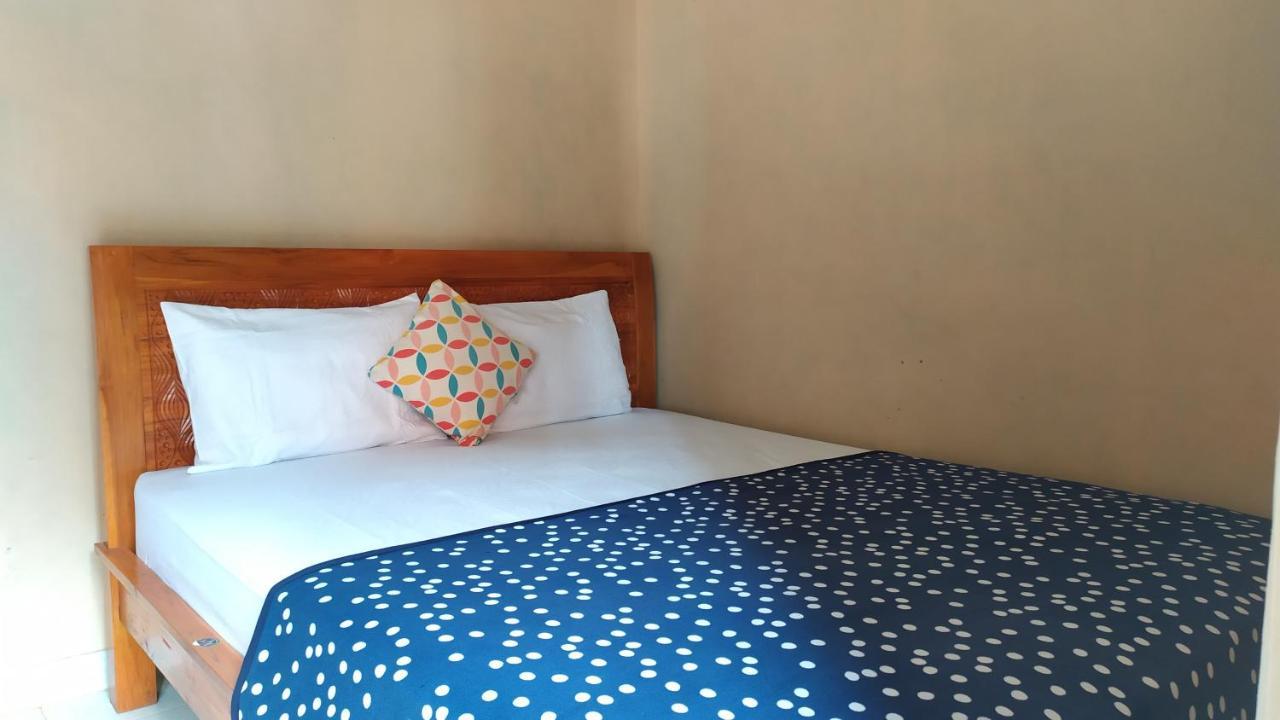 Asta Homestay Karimunjawa Eksteriør billede